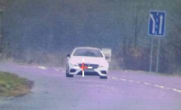 Polícia v obci Ivachnová prichytila vodiča, ktorý prekročil rýchlosť o 65 km/h