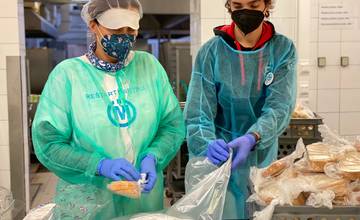 V čase kolabujúceho zdravotníctva pomohli martinskej nemocnici dobrovoľníci zo združenia Reštart Martin 