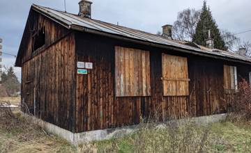 Žilinská radnica asanuje jeden z drevených dvojdomov pri Vurale