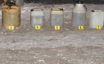 Polícia zadržala muža, ktorý ukradol z palivovej nádrže motorového vozidla viac ako 100 litrov nafty