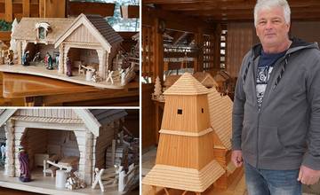 Jaroslav z Trnového vyrába nádherné betlehemy, doma má aj realistický model kostola sv. Juraja
