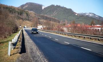 FOTO: Žilinský samosprávny kraj opravil cestu v Liptovskej Teplej