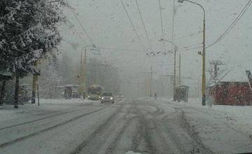 V šiestich okresoch Žilinského kraja sa očakáva silné sneženie, spadnúť môže do 20 centimetrov snehu