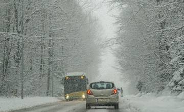 Podľa meteorológov nás čaká ďalšie sneženie, na území Žilinského kraja môže spadnúť do 30 centimetrov snehu