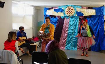 Circus Paciento zavítal na detskú psychiatrickú kliniku v Martine, klauni strávili s deťmi celý týždeň