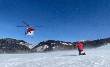 Sedemnásťročná snowboardistka utrpela v Jasnej vážne poranenie chrbtice. Transportovali ju vrtuľníkom