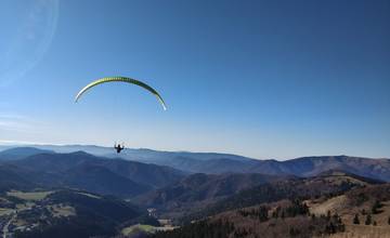 Radovan trávi voľný čas v oblakoch: Vďaka paraglidingu zabúdam na problémy, ktoré ma čakajú tam dolu