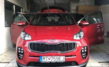 V Žilinskom kraji sa objavila ďalšia krádež osobného auta, tentokrát zlodeji odcudzili červenú KIA Sportage