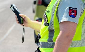 Za posledný týždeň zistila polícia Žilinského kraja alkohol u 31 vodičov a 24 cyklistov. Vyzýva ku zodpovednosti