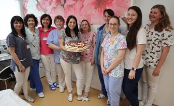 Žilinským pôrodným asistentkám na ich medzinárodný deň ďakovala nemocnica aj desiatky spokojných mamičiek