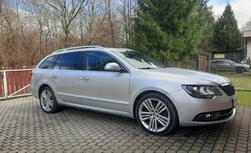 Zlodeji v Martine ukradli striebornú Škodu Superb, v Ružomberku odmontovali zo zaparkovaného auta nárazník