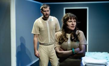 V Mestskom divadle bude inscenácia súčasnej hry britskej dramatičky Lucy Prebble o láske a antidepresívach