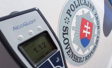 Kontroly policajtov v Žilinskom kraji pokračujú: Desiatky vodičov jazdili pod vplyvom alkoholu
