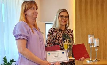Zdravotníci z Covid oddelenia Liptovskej nemocnice si prevzali ocenenie za obetavú prácu 