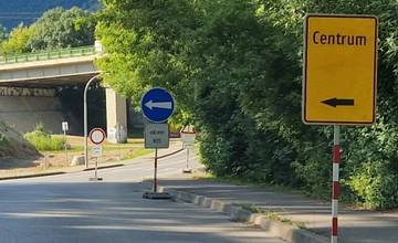 Pre opravu mosta a presmerovanie dopravy na Košickej ulici v Žiline bol zakázaný prejazd smerom z Rosiny a Trnového