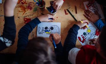 Tvorivá dielňa pre rodiny s deťmi v Rosenfeldovom paláci: Poďte spolu s nami objavovať umenie zábavnou formou