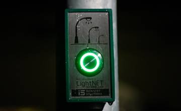 Na Prielohách v mestskej časti Solinky osadili smart verejné osvetlenie, dokáže ušetriť 15 - 20 % energie