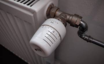 Sedem tipov k energetickej úspore: Výrazne pomôže aj sledovanie vlhkosti v miestnosti či kratšie sprchovanie