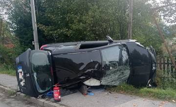 Opitý vodič v Čadci zrazil matku s dvomi malými deťmi, ktoré kráčali po chodníku