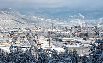 Prvý sneh do Žiliny dorazí už dnes, na cestách sa môže tvoriť poľadovica