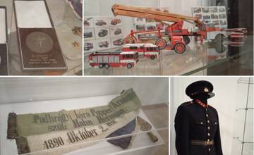 Históriu hasičského povolania, starú techniku i uniformy priblíži nová výstava v Kysuckom múzeu