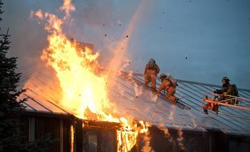 Počas včerajšej noci horeli v Žilinskom kraji dva rodinné domy