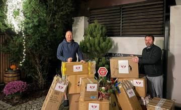 Dvaja poslanci žilinského mestského zastupiteľstva nakúpili termooblečenie pre obyvateľov Ukrajiny