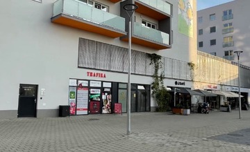 Na žilinskom sídlisku Hliny vykradli trafiku, poškodení žiadajú verejnosť o poskytnutie kamerových záznamov