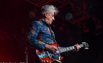 V Žiline vystúpi Gitarista Steve „Boltz“ Bolton, ktorý hral s The Who, Atomic Rooster aj Paulom Youngom