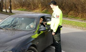 Polícia v Terchovej zastavila opitého vodiča, ktorý mal zakázané vedenie motorových vozidiel