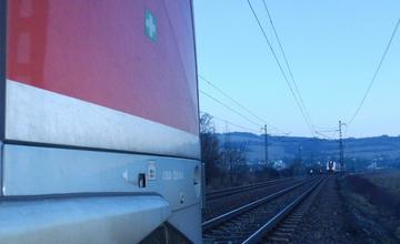 Zrážke vlakov pri Brodne zabránil elektrodispečer, ktorý vypol prúd v trolejovom vedení
