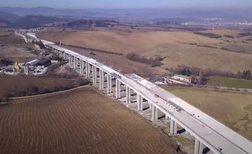 VIDEO: Pozrite si marcové zábery z výstavby diaľnice D1 v úseku Lietavská Lúčka - Dubná Skala