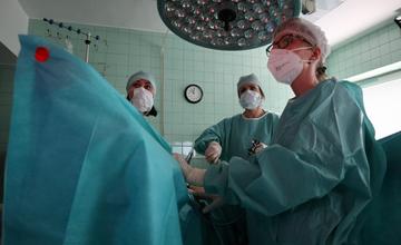 Žilinská gynekológia zaviedla nový typ laparoskopie, minimalizuje zásah do tela pacientky