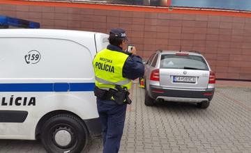 Mestskí policajti budú počas júna miernejší na vodičov, ktorí zle zaparkujú v centre Žiliny