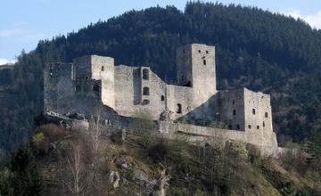 Brány hradu Strečno sa dnes pre návštevníkov neotvoria, dôvodom je výpadok elektriny