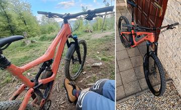 Zlodeji na Solinkách opäť úradujú, z pivnice ukradli horský bicykel aj so zámkom