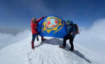 Policajti z Liptova pokorili päťtisícovku Ararat, najvyššiu horu Turecka