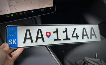 Ako sa darí petícii za zrušenie nového fontu písma na tabuľkách s EČV? Podporilo ju len 3-tisíc ľudí