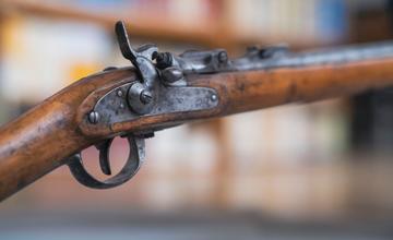 Liptovské múzeum predstavuje zbierku zbraní, množstvo pochádza z čias habsburskej monarchie
