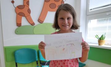 Ako pilot lietadla zachraňuje životy najmenších. Žilinskej pediatrii sa poďakoval za starostlivosť o dcérku