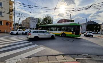 FOTO: Uzávera v centre Žiliny skomplikovala premávku na križovatkách, najmenej áut jazdí Spanyolovou