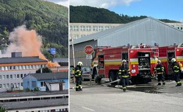 VIDEO + FOTO: V priemyselnom areáli v Žiline unikla nebezpečná látka, následne vypukol požiar. Cvičenie práve skončilo
