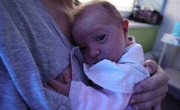 FOTO: V piatok trinásteho sa v žilinskej nemocnici narodili výnimočné bábätká. Poverám tam neveria