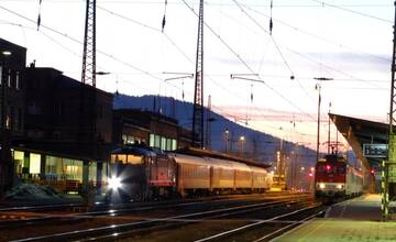 Vlaky vyrazili zo stanice Žilina aj o hodinu neskôr. Zapríčinila to porucha trakčného vedenia