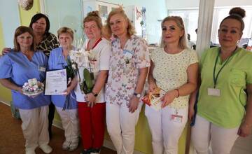 FOTO: Žilinskú nemocnicu opúšťajú tri hrdinky. Sestričky sa o pacientov starali viac než 40 rokov