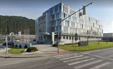 Smrteľný úraz v ružomberských papierňach: Zamestnancovi sa život zachrániť nepodarilo