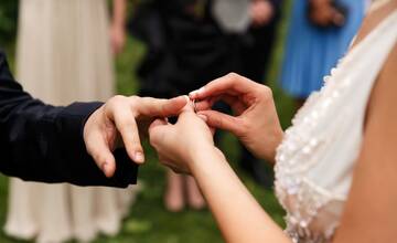 V Martine si vlani povedalo svoje áno 205 párov. Matrika eviduje vyšší počet svadieb s cudzincami