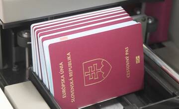 Plánujete vycestovať za hranice? Pas si za nižšiu cenu vybavíte už len do apríla