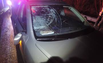 Vodička zrazila chodca, ktorý kráčal po ceste prvej triedy na Kysuciach. Kto bol na vine?