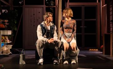 Čo ich ženie k extrémnym činom? Žilinské divadlo sa v premiére Manifestu ponorí do sveta mladých